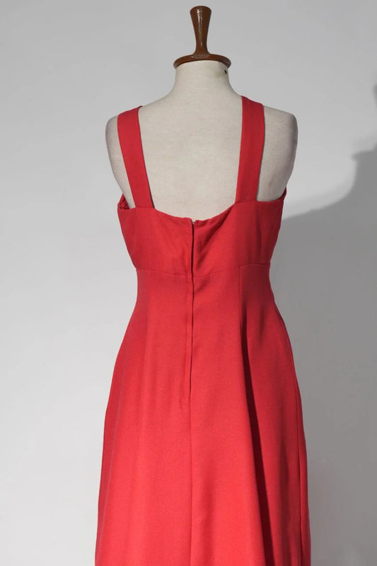 Sleeveless red maxi