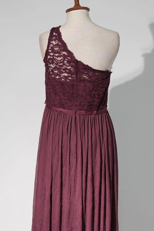 One shoulder dress