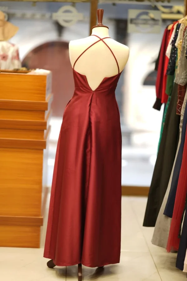 Red backless maxi - Image 2