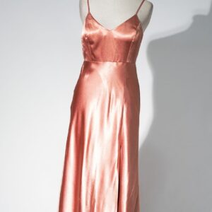 Sleeveless silk style