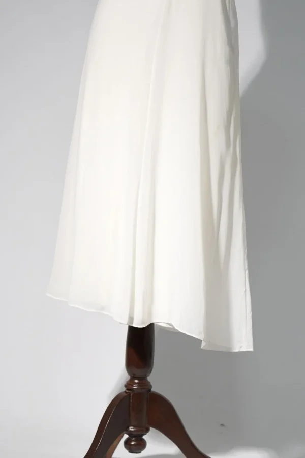 White platted dress - Image 3