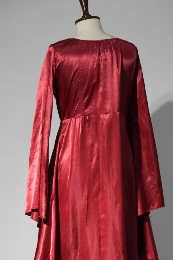 Silk full sleeves tail style - Image 4