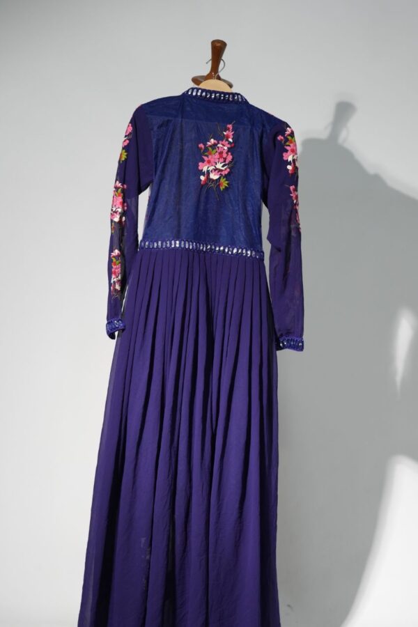 Full sleeves embroided dress - Image 2