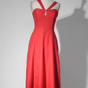 Sleeveless red maxi