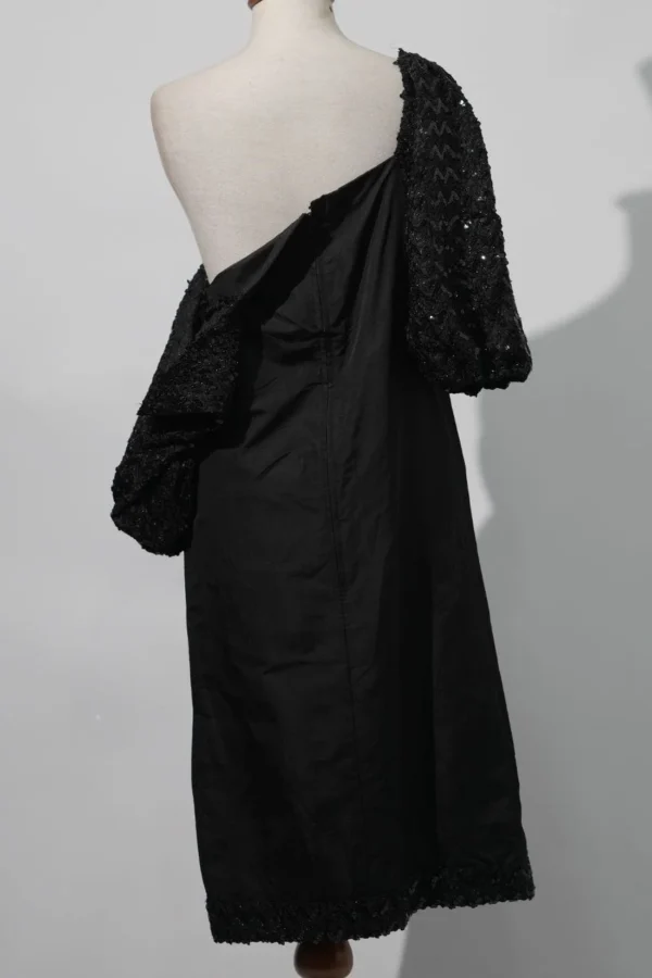 C142 - Image 4